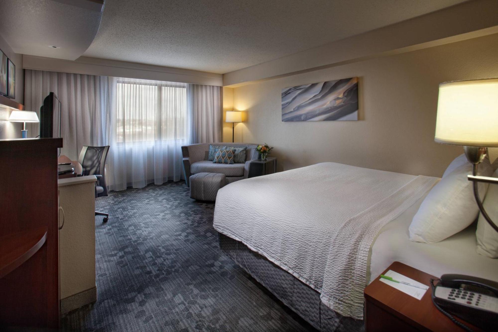 Courtyard By Marriott Fayetteville Dış mekan fotoğraf