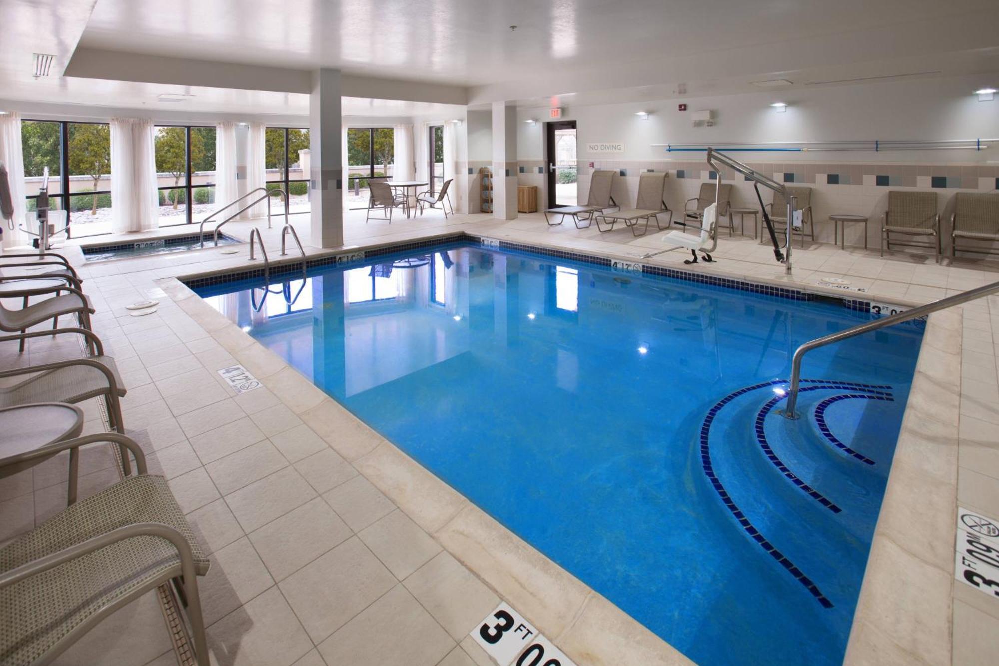 Courtyard By Marriott Fayetteville Dış mekan fotoğraf