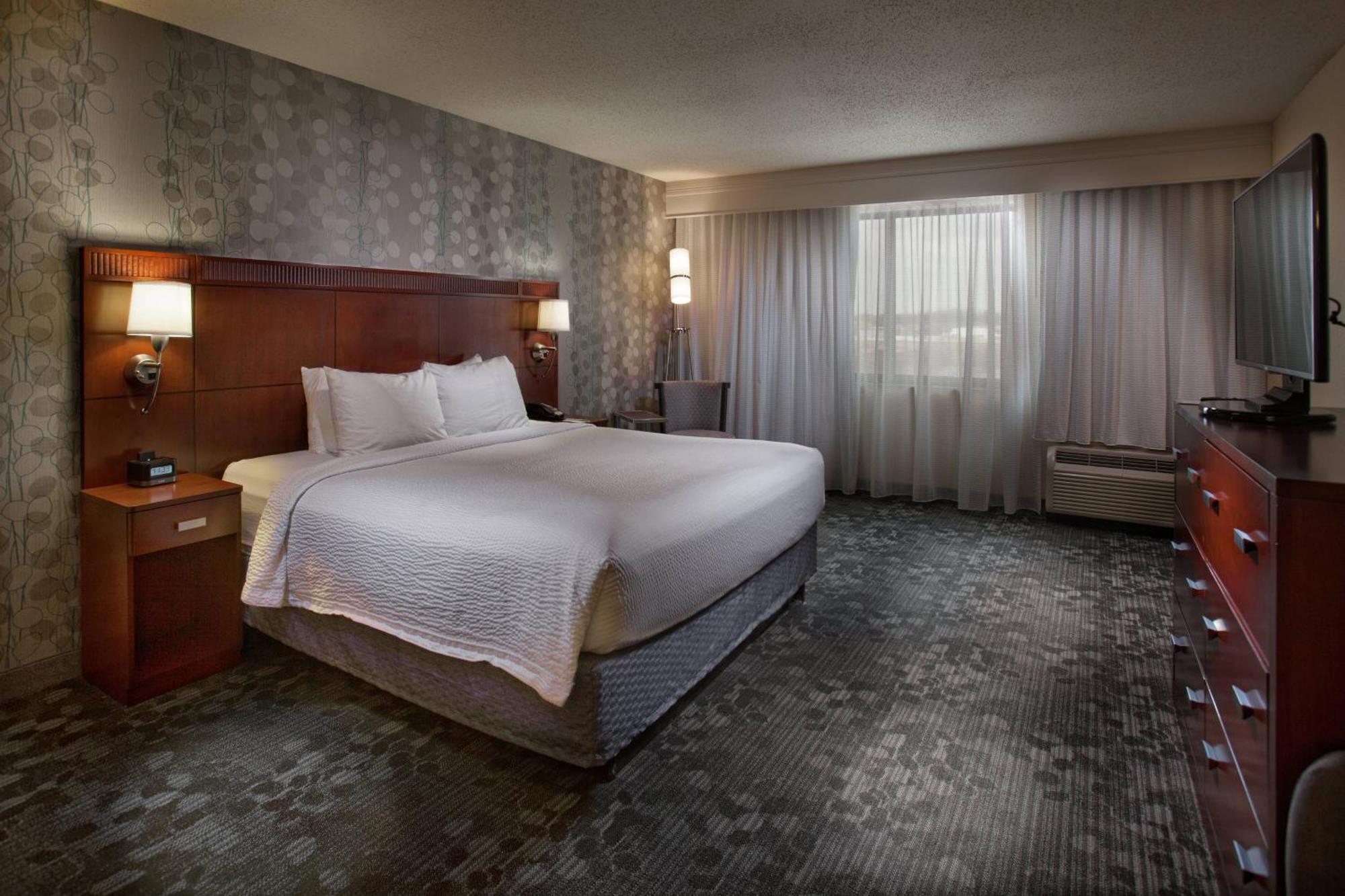 Courtyard By Marriott Fayetteville Dış mekan fotoğraf